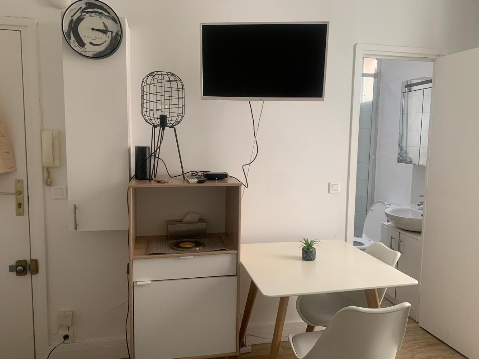 Studio Confortable, Renove Et Bien Equipe Proche Austerlitz Париж Екстериор снимка